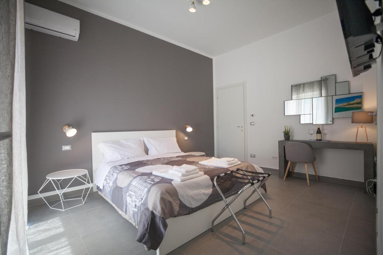 סירקוזה Prometeo Rooms מראה חיצוני תמונה